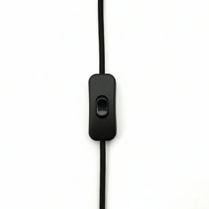 Czarny kabel w oplocie